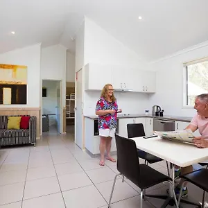 Kirra Tourist Park Hotel Coolangatta